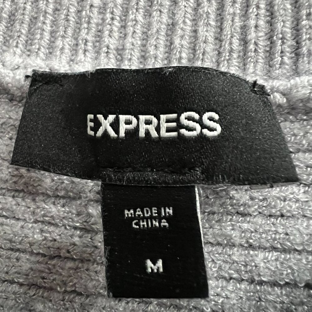EXPRESS Textured, Light Weight Sweater - Silverish GRAY - Medium - Picture 3 of 5